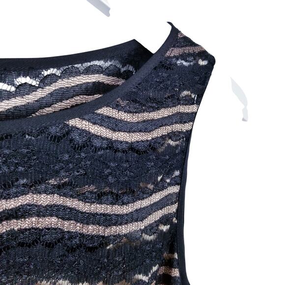 TAHARI Arthur S. Levine Dress Black Lace w/ Gold - Size 4 - Picture 3 of 8